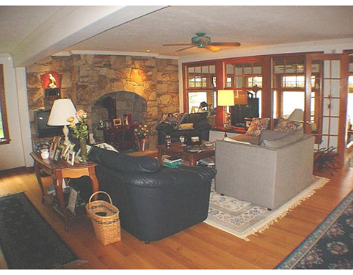 8 Ridgewood Road Webster, MA 01570 - Photo 5 of 18 Gallery Image 5