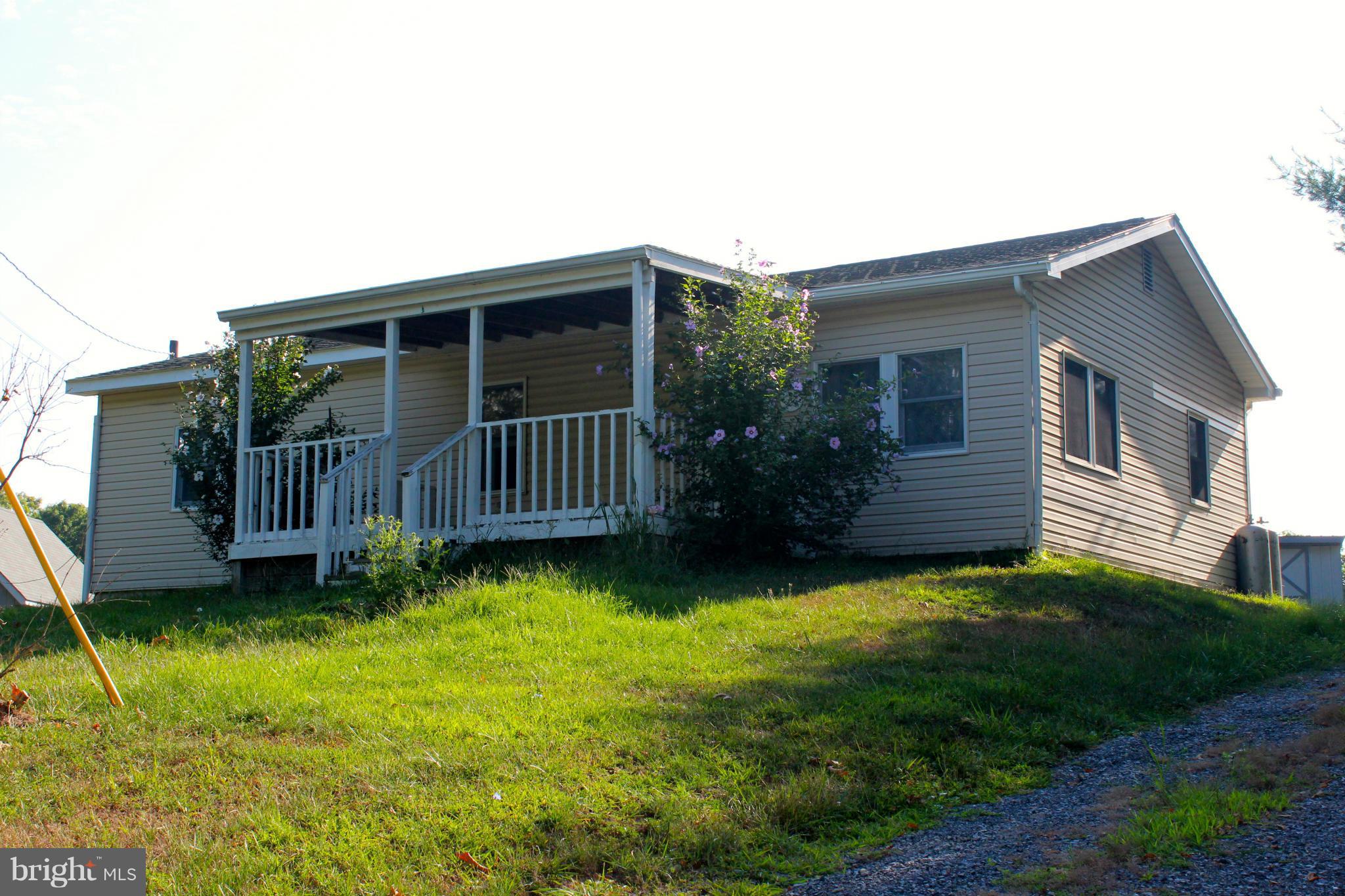 140 Collinsville Road Cross Junction, VA 22625 - Photo 5 of 8 Exterior (Front)