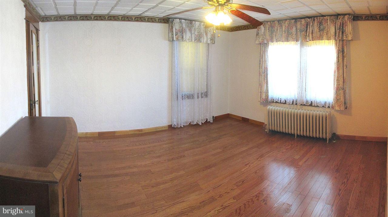 221 Ruth Avenue Hanover, PA 17331 - Photo 9 of 14 Gallery Image 9