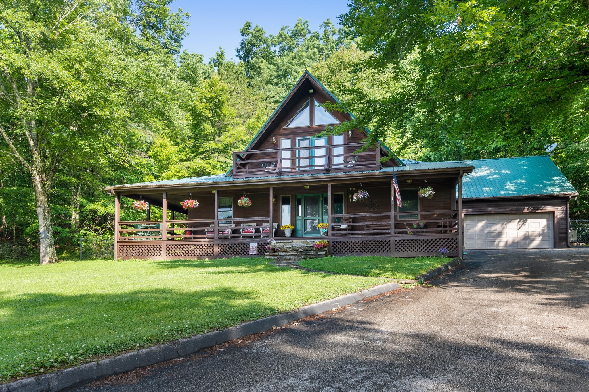 490 Oil Springs Road Winchester, KY 40391 - Photo 2 of 82 261A1653