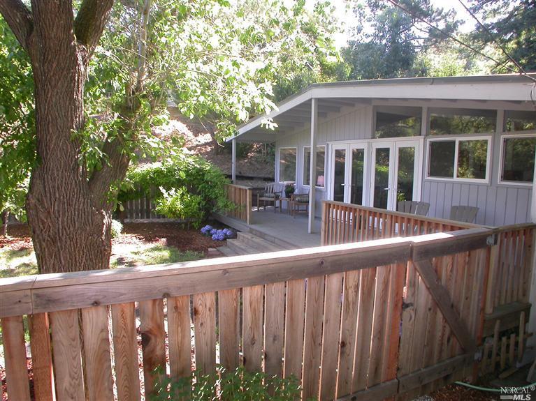 115 Oakcrest Road San Anselmo, CA 94960 - Photo 1 of 1 115 Oakcrest