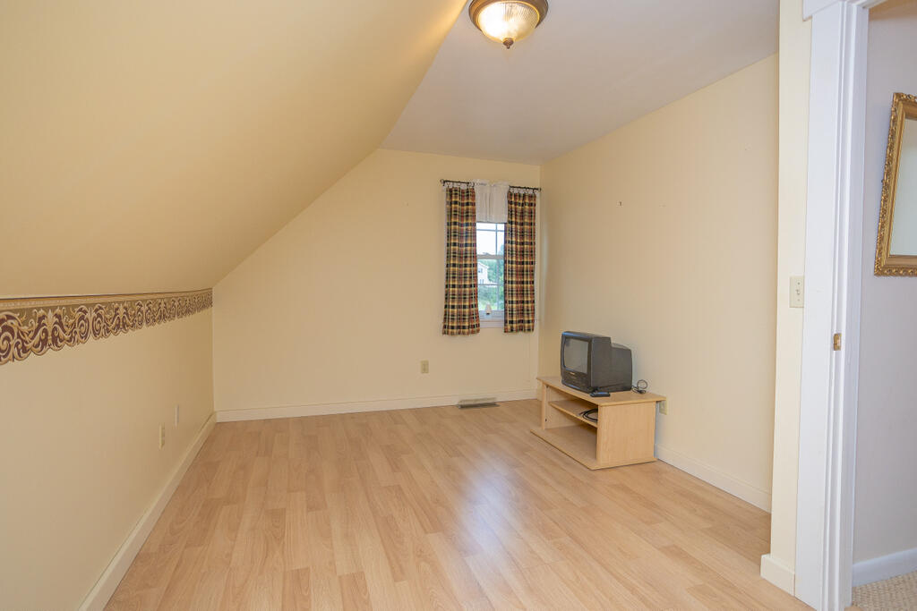 314 Seamon Road Farmington, ME 04938 - Photo 30 of 62 sandyriverrealty-37