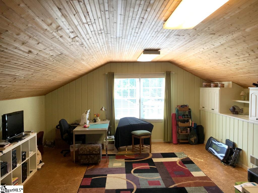 205 Lenderman Drive Inman, SC 29349 - Photo 4 of 25 Gallery Image 4