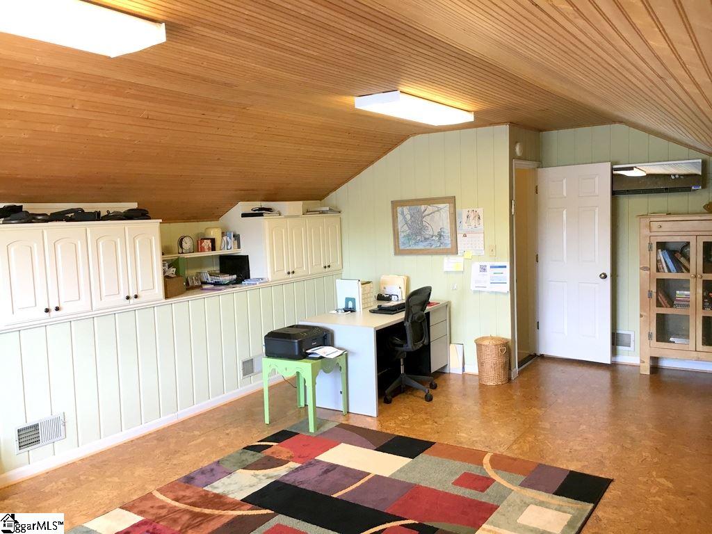 205 Lenderman Drive Inman, SC 29349 - Photo 10 of 25 Gallery Image 10