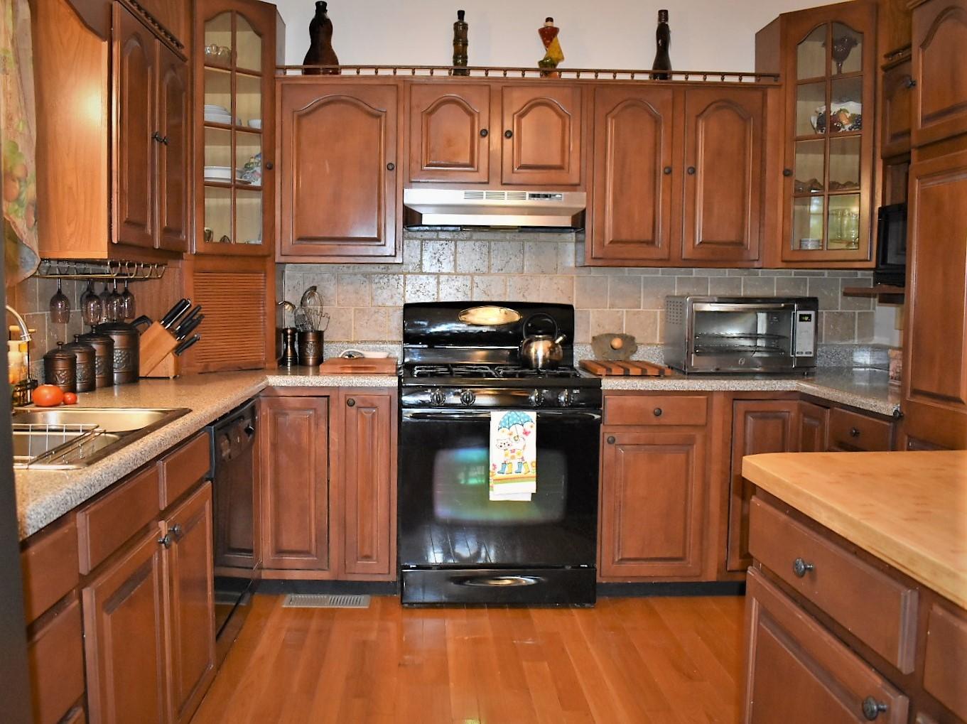 737 Hawkins Road Sweetwater, TN 37874 - Photo 6 of 21 DSC-0063 (3)