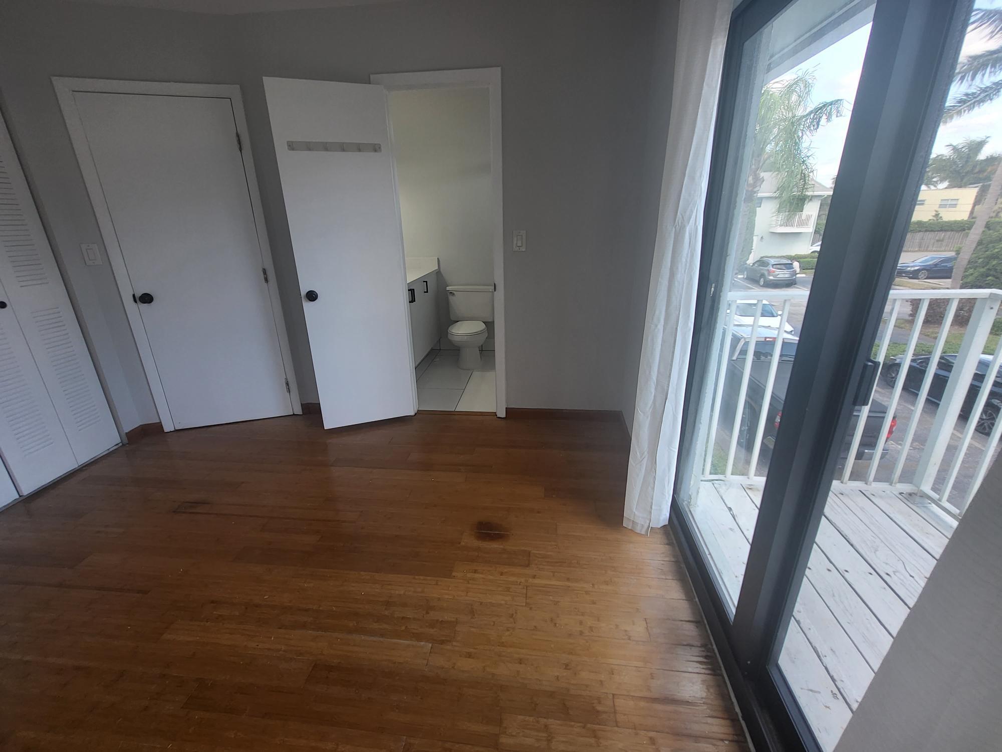 4135 Northeast 21st Terrace Lighthouse Point, FL 33064 - Photo 11 of 23 1000001783