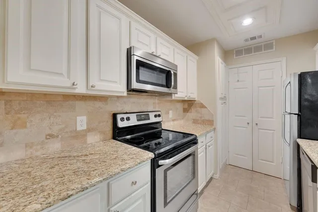 $1,595 | 8404 Forest Lane, Unit 1104, Dallas, TX 75243