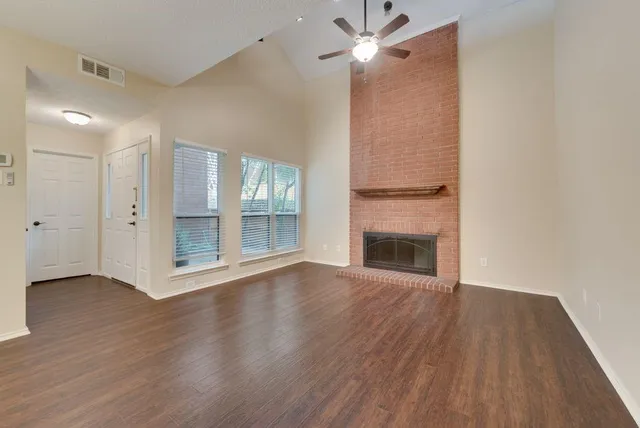 $1,595 | 8404 Forest Lane, Unit 1104, Dallas, TX 75243