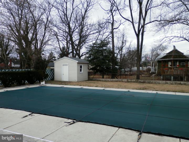 713 Rancocas Avenue Riverside, NJ 08075 - Photo 3 of 25