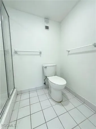 $1,100 | 2264 Winkler Avenue, Unit 107, Fort Myers, FL 33901