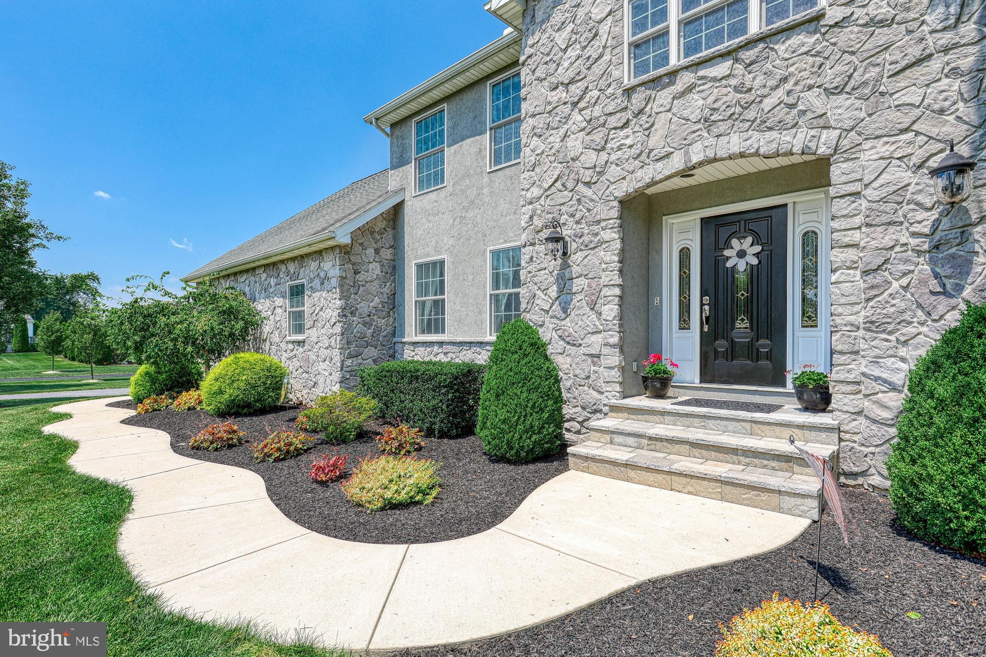 11 Ridge Drive Carlisle, PA 17015 - Photo 6 of 36 Gallery Image 6