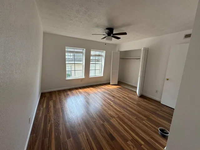 $89,000 | 2020 Continental Avenue, Unit 221, Tallahassee, FL 32304