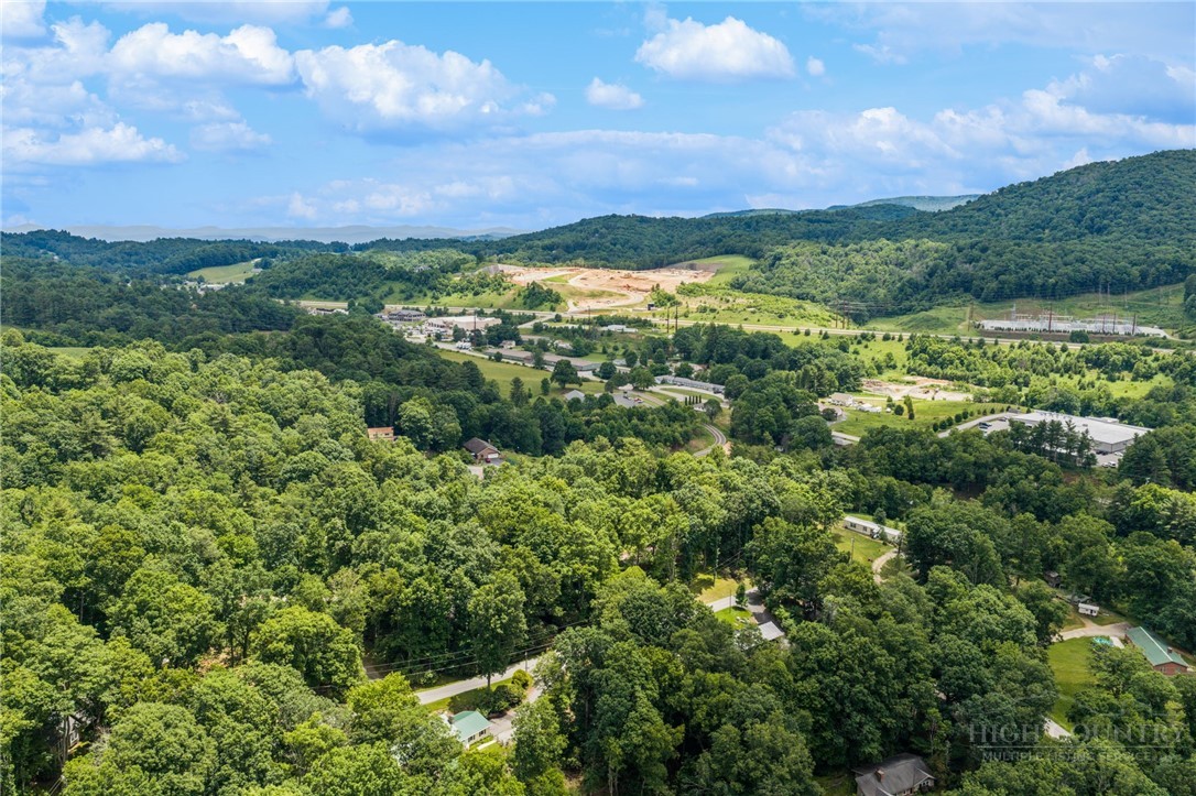 945 7 Oaks Road Boone, NC 28607 - Photo 46 of 50