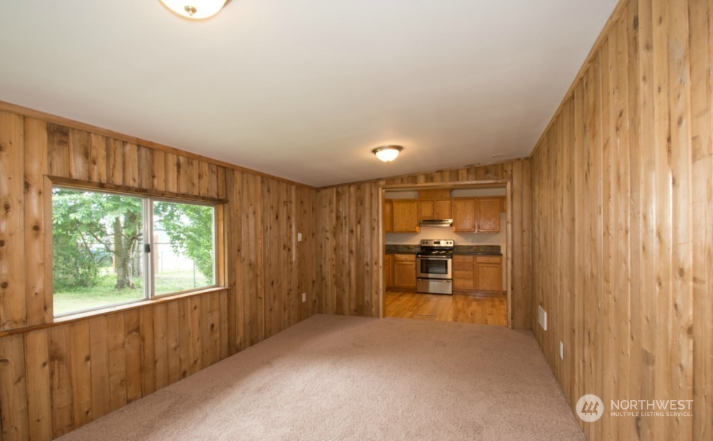 10341 Grove Road Southeast Yelm, WA 98597 - Photo 5 of 20 Gallery Image 5