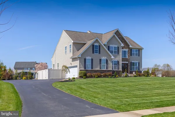 $888,000 | 207 Maria Elena Drive, Mullica Hill, NJ 08062