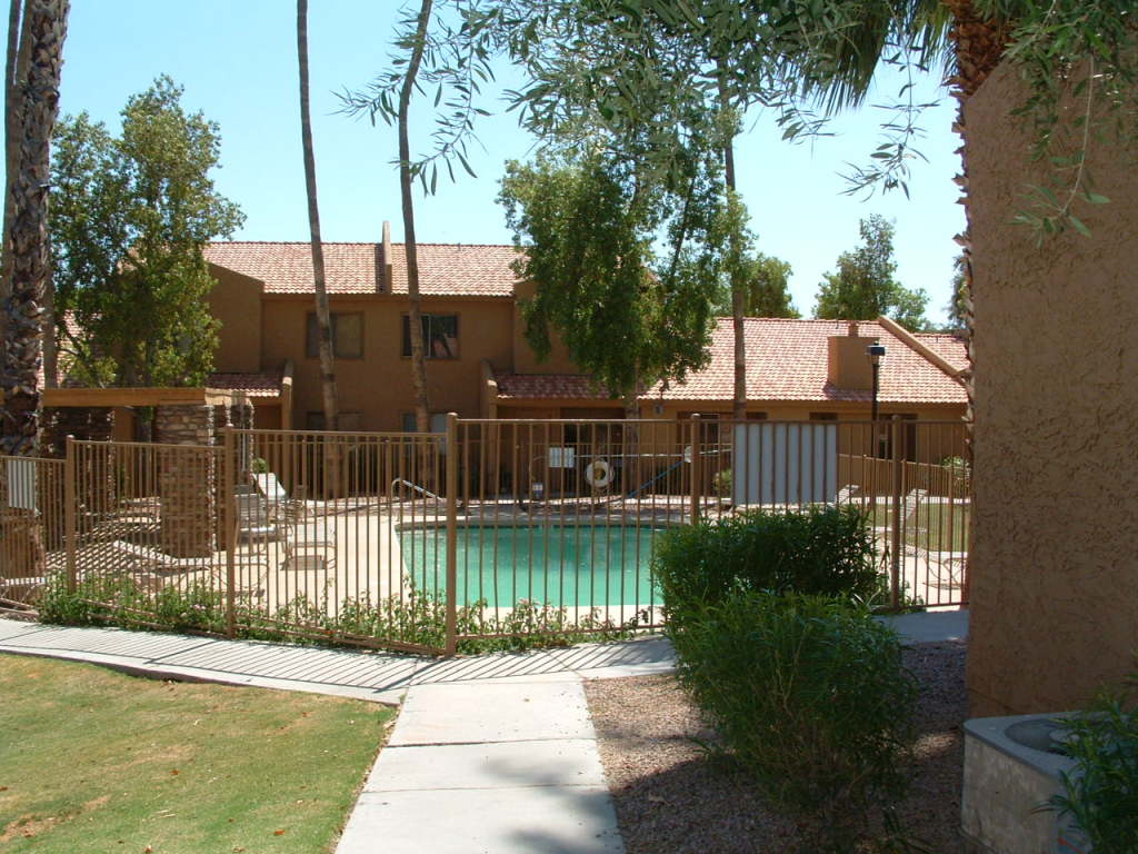 3511 East Baseline Road, Unit 1231 Phoenix, AZ 85042 - Photo 8 of 10 Complex pool