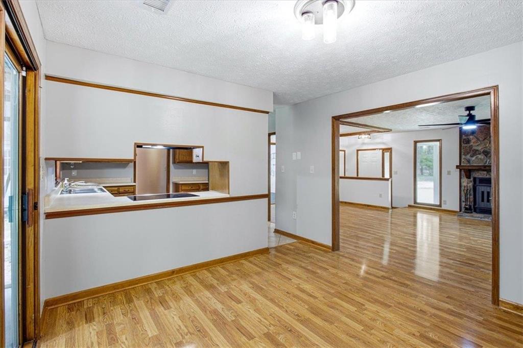 1351 Minix Road Sharpsburg, GA 30277 - Photo 11 of 50 Gallery Image 11