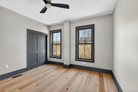 $975,000 | 22 Icehouse Drive, Saugerties, NY 12477