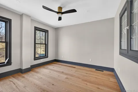 $975,000 | 22 Icehouse Drive, Saugerties, NY 12477