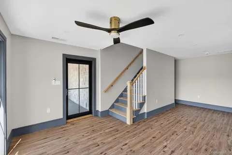 $975,000 | 22 Icehouse Drive, Saugerties, NY 12477