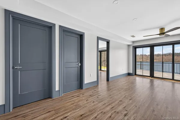 $975,000 | 22 Icehouse Drive, Saugerties, NY 12477