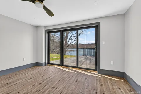 $975,000 | 22 Icehouse Drive, Saugerties, NY 12477