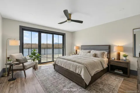 $975,000 | 22 Icehouse Drive, Saugerties, NY 12477