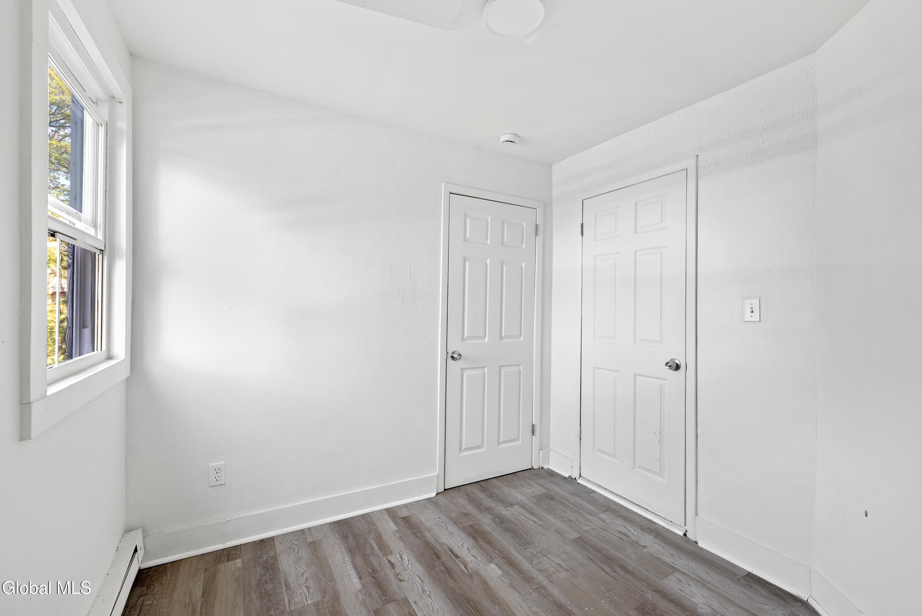 578 Crane Street Schenectady, NY 12303 - Photo 12 of 20 1 (13)