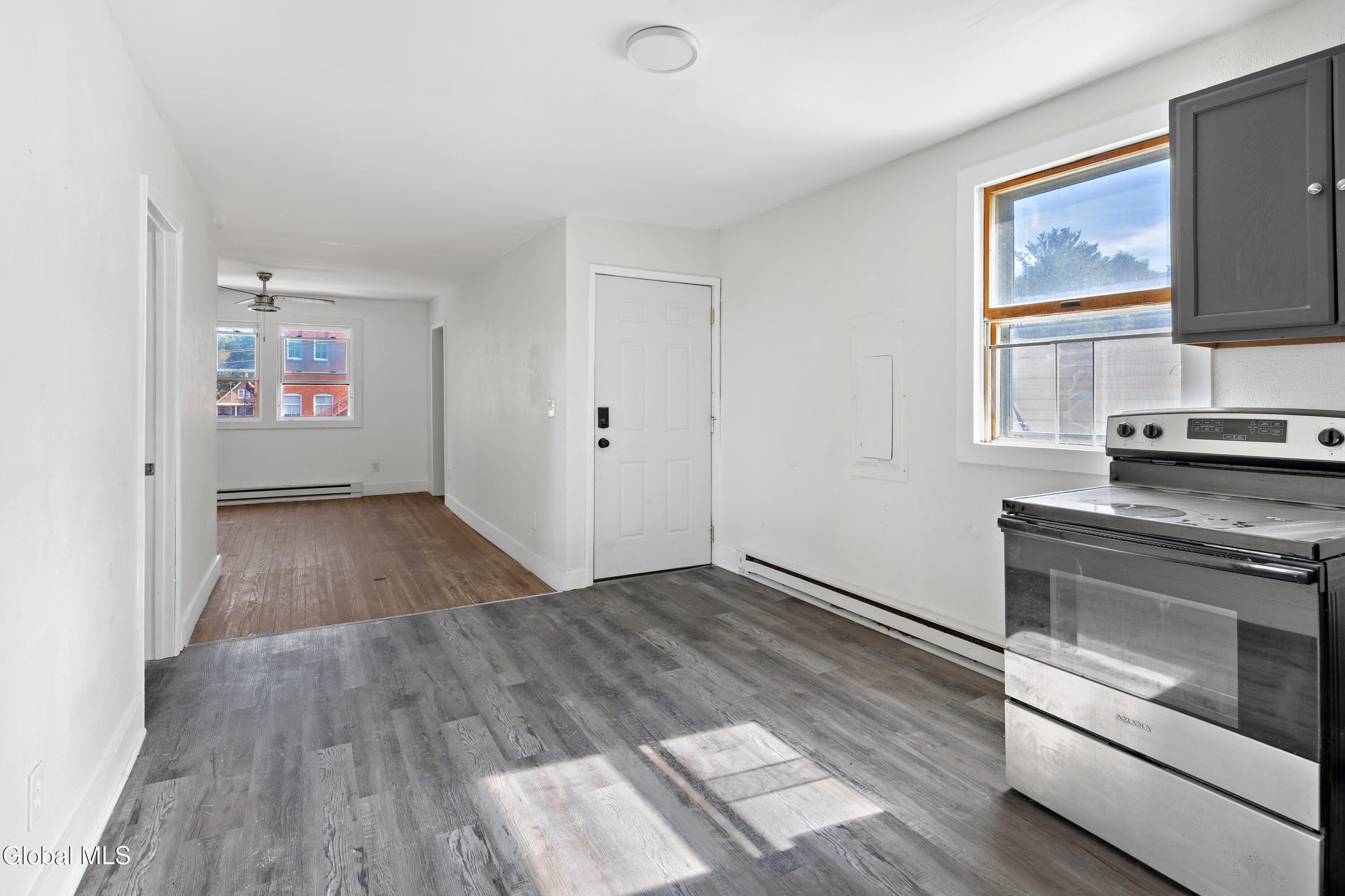 578 Crane Street Schenectady, NY 12303 - Photo 13 of 20 1 (14)