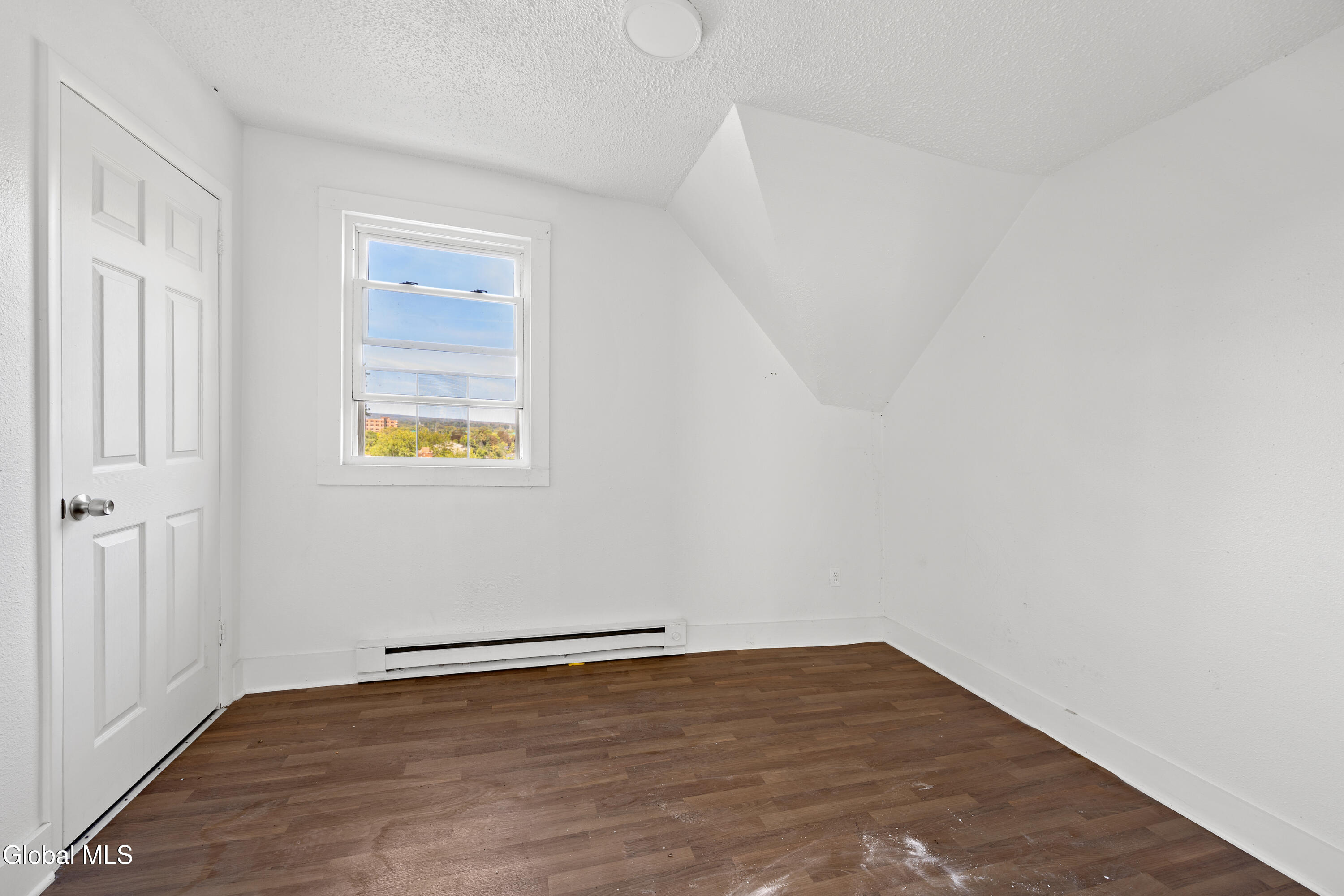 578 Crane Street Schenectady, NY 12303 - Photo 18 of 20 1 (19)