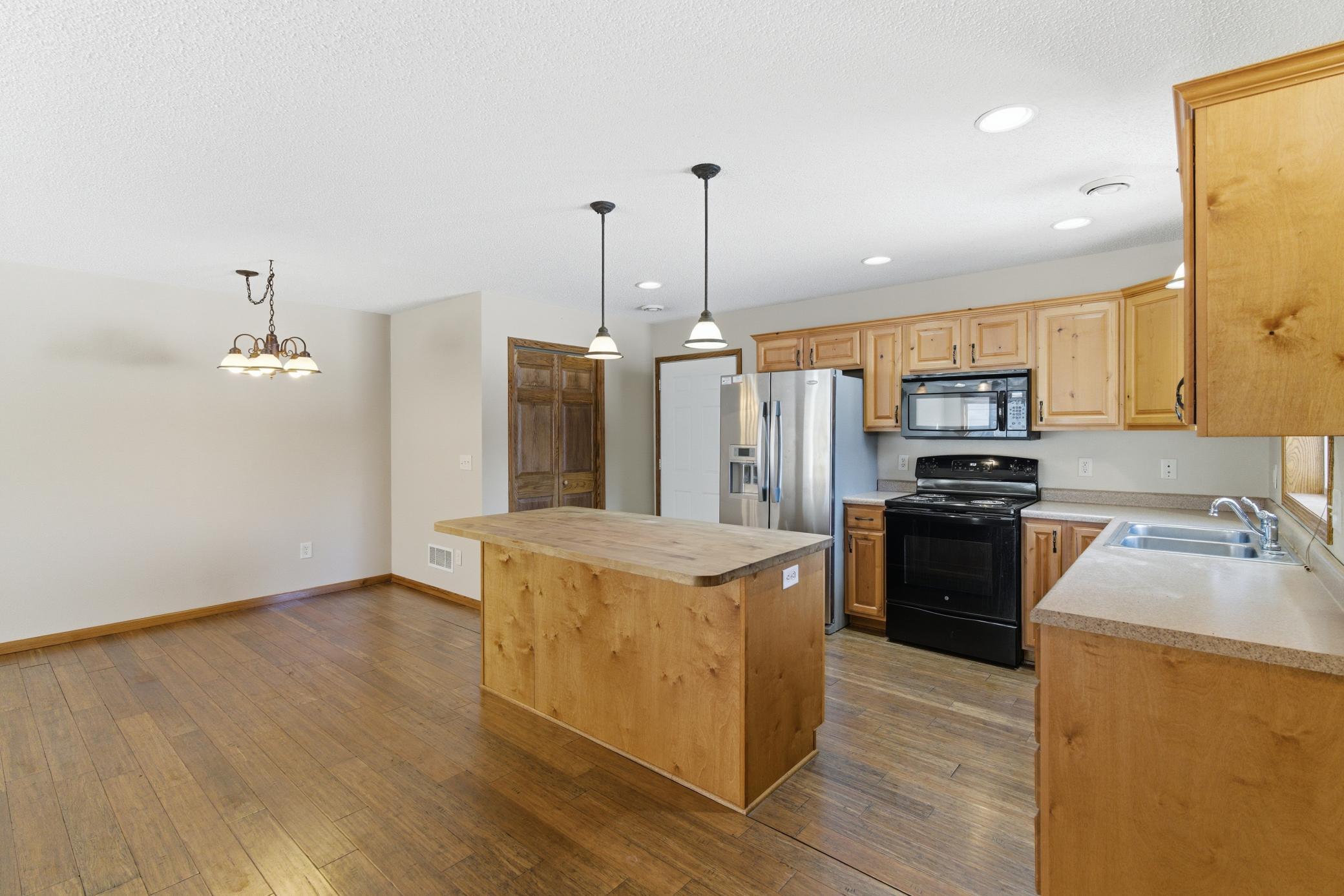 116 Nicklaus Path Mankato, MN 56001 - Photo 3 of 27