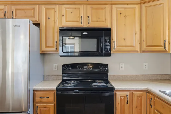 $245,000 | 116 Nicklaus Path, Mankato, MN 56001