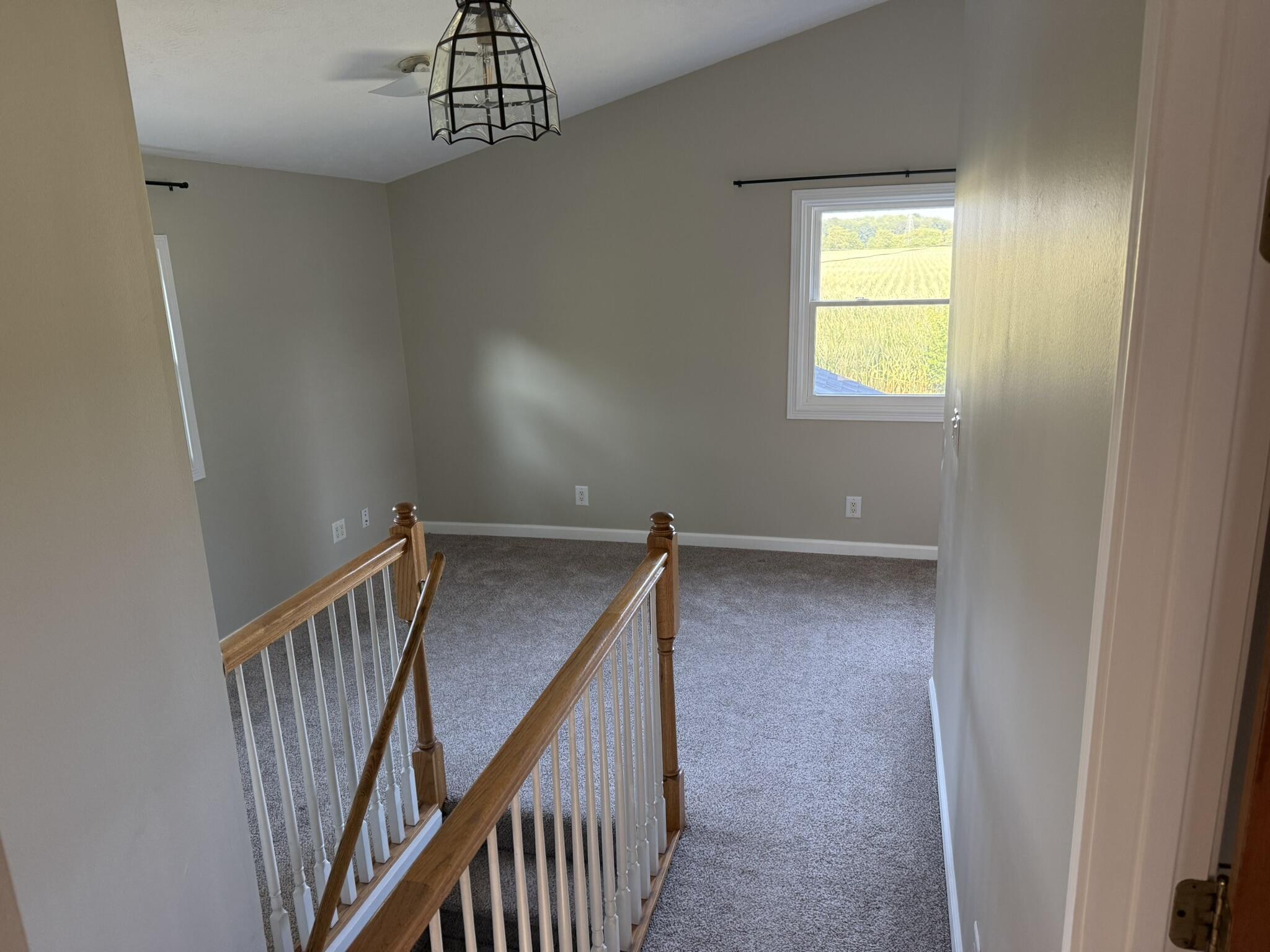 54967 Tulip Road New Carlisle, IN 46552 - Photo 11 of 20 2048x1536