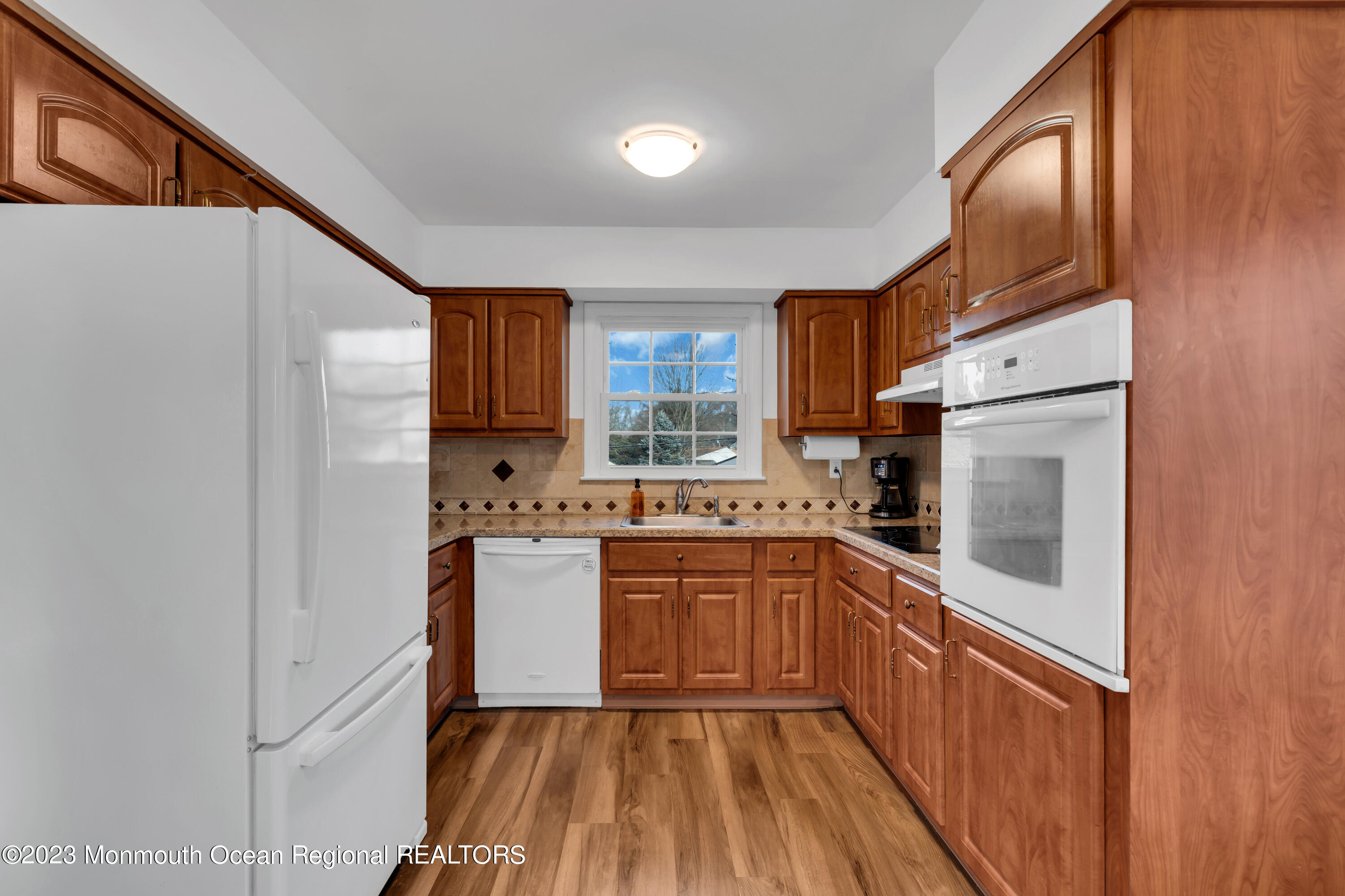 26 Dutch Valley Road Howell, NJ 07731 - Photo 18 of 59 022_dsc00639