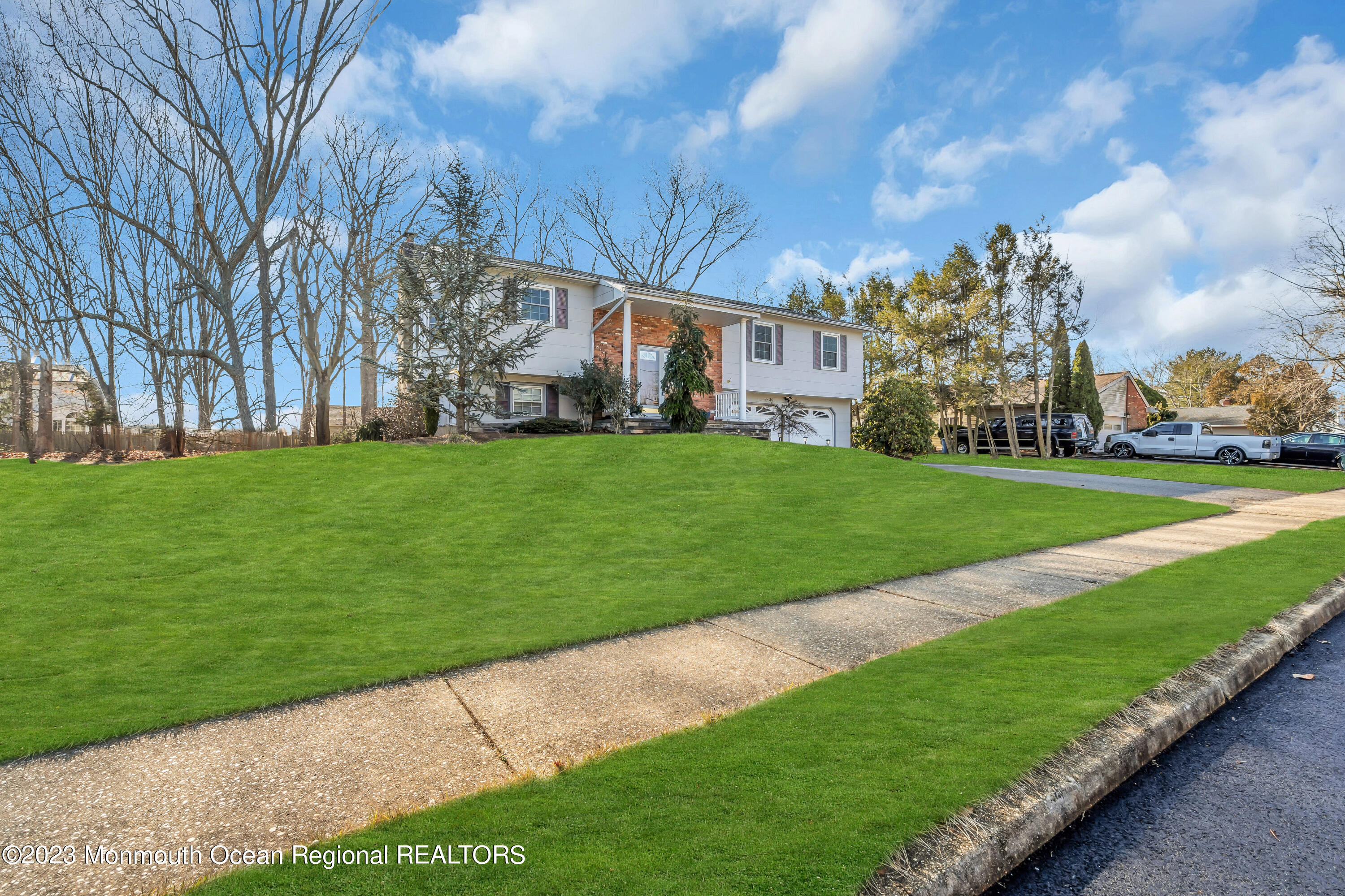 26 Dutch Valley Road Howell, NJ 07731 - Photo 7 of 59 006_dsc00909-1