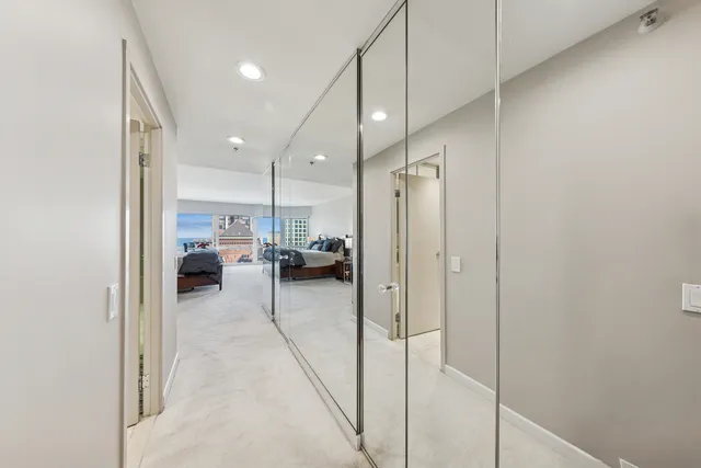 $1,125,000 | 100 East Huron Street, Unit 2004, Chicago, IL 60611