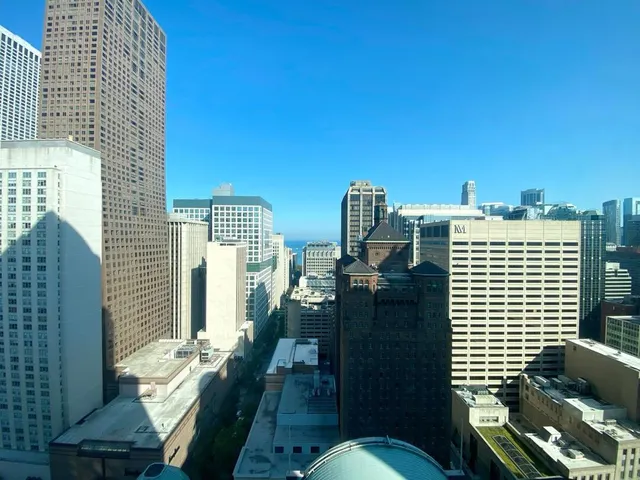 $1,125,000 | 100 East Huron Street, Unit 2004, Chicago, IL 60611