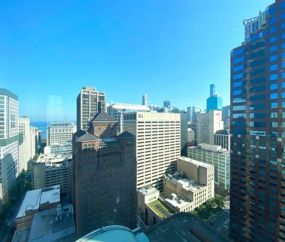 $1,125,000 | 100 East Huron Street, Unit 2004, Chicago, IL 60611