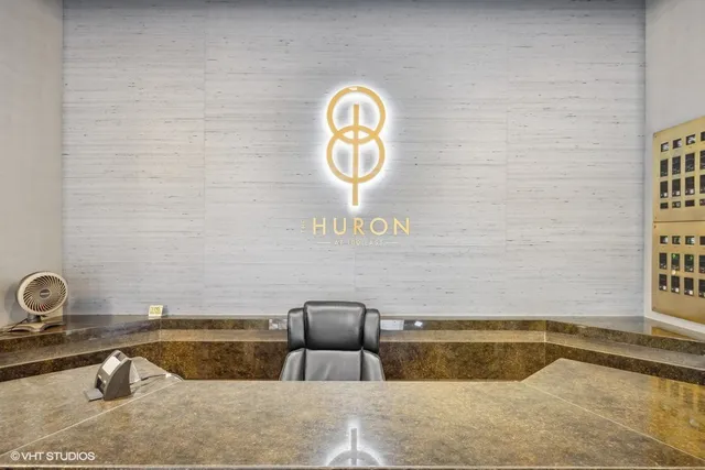 $1,125,000 | 100 East Huron Street, Unit 2004, Chicago, IL 60611
