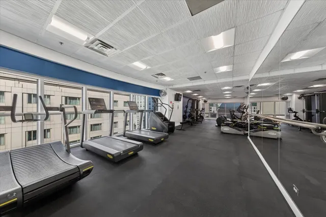 $1,125,000 | 100 East Huron Street, Unit 2004, Chicago, IL 60611