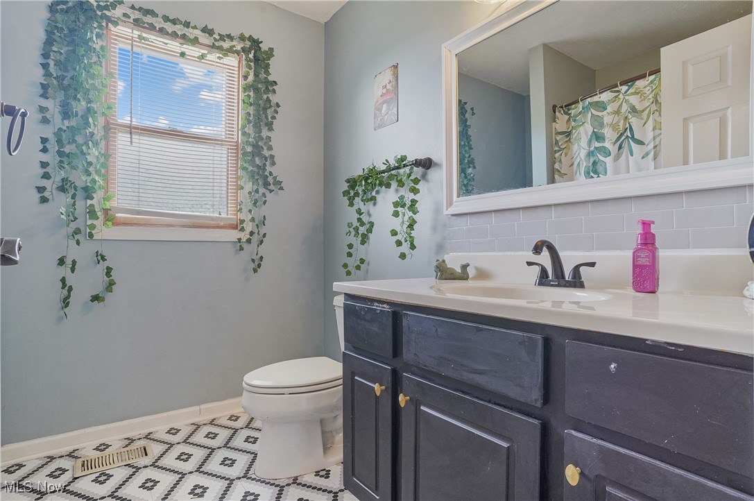 4940 Hayes Road Ravenna, OH 44266 - Photo 18 of 39 Gallery Image 18