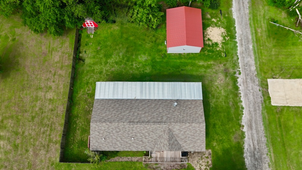 845 Caldwell Street Lexington, TX 78947 - Photo 32 of 39 Drone / aerial view