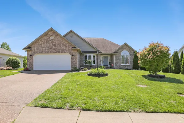 $415,000 | 3511 Keystone Hills Drive, Evansville, IN 47711