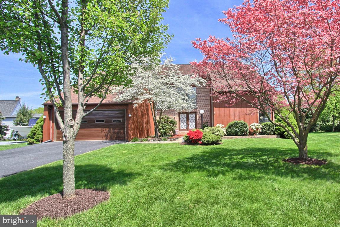 979 Mill Mar Road Lancaster, PA 17601 - Photo 2 of 30 Gallery Image 2