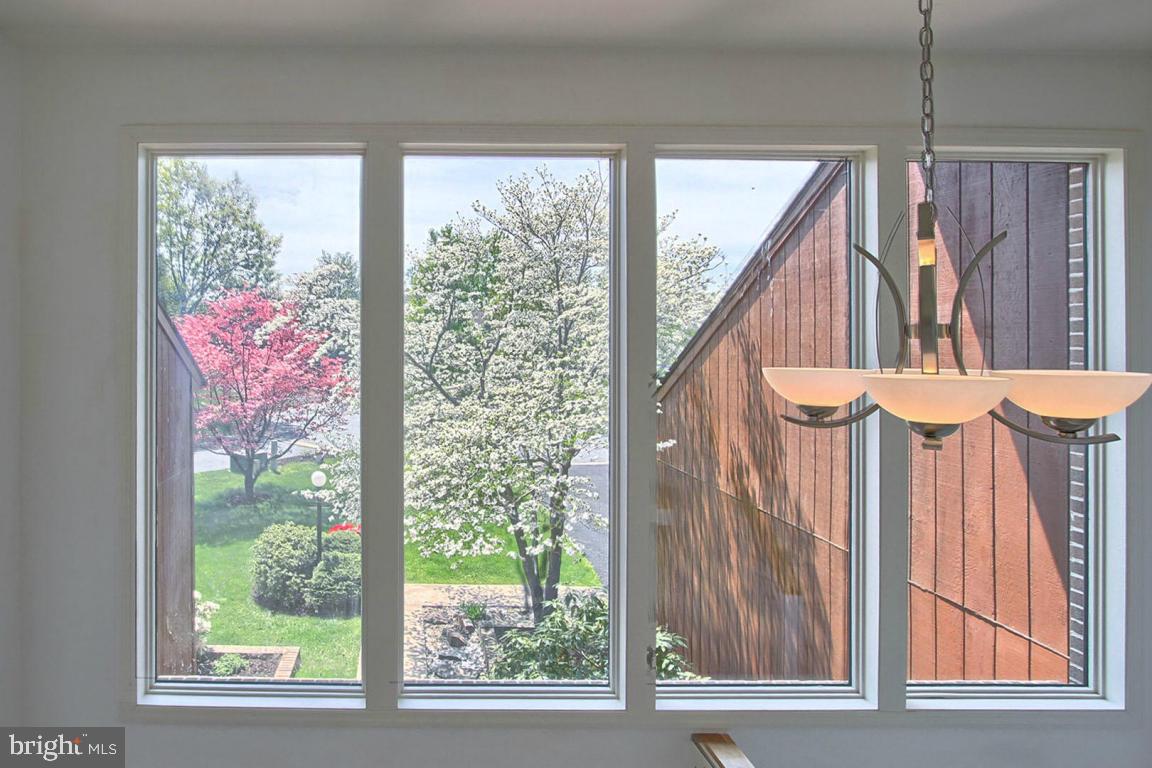 979 Mill Mar Road Lancaster, PA 17601 - Photo 5 of 30 Gallery Image 5