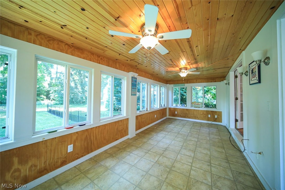 1978 Benjamin Road Madison, OH 44057 - Photo 32 of 35