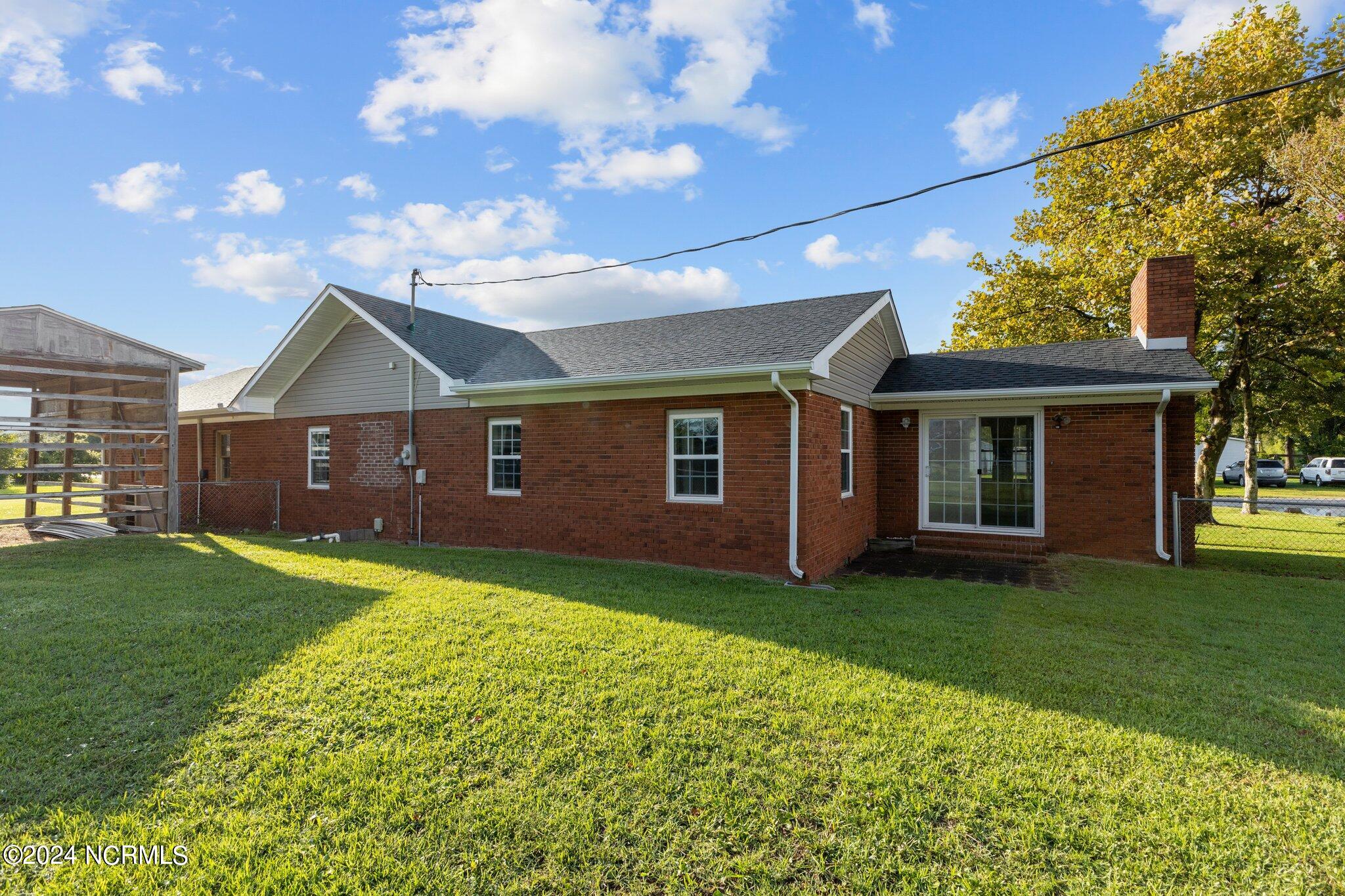 407 Broad Creek Loop Road Newport, NC 28570 - Photo 30 of 41 8-web-or-mls-1S3A9265