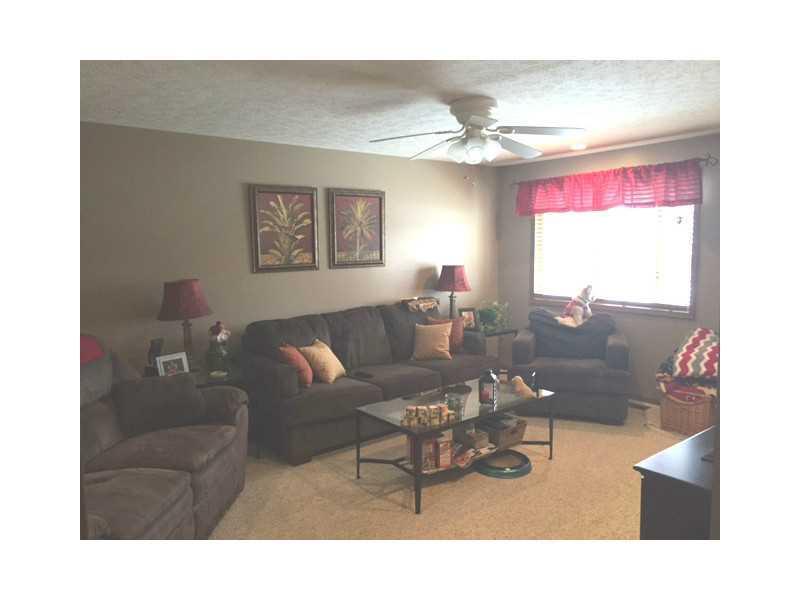4422 Ridgewood Road East, Unit 4422 Springfield, OH 45503 - Photo 2 of 15