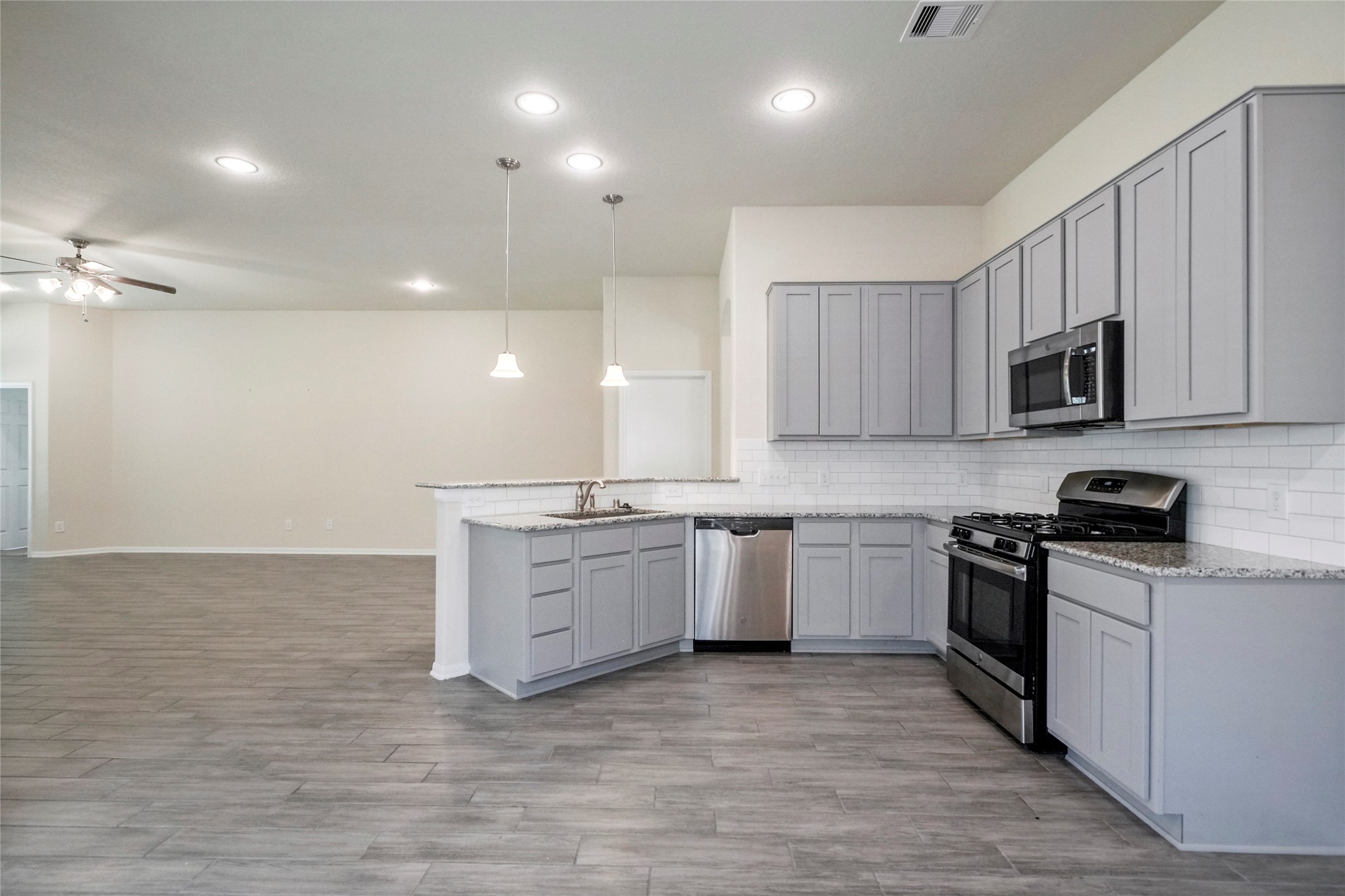 3227 Fairhaven Lane Rosenberg, TX 77471 - Photo 18 of 30