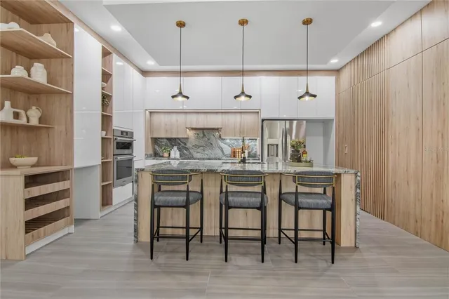 $1,078,000 | 1518 Cloverlawn Avenue, Orlando, FL 32806